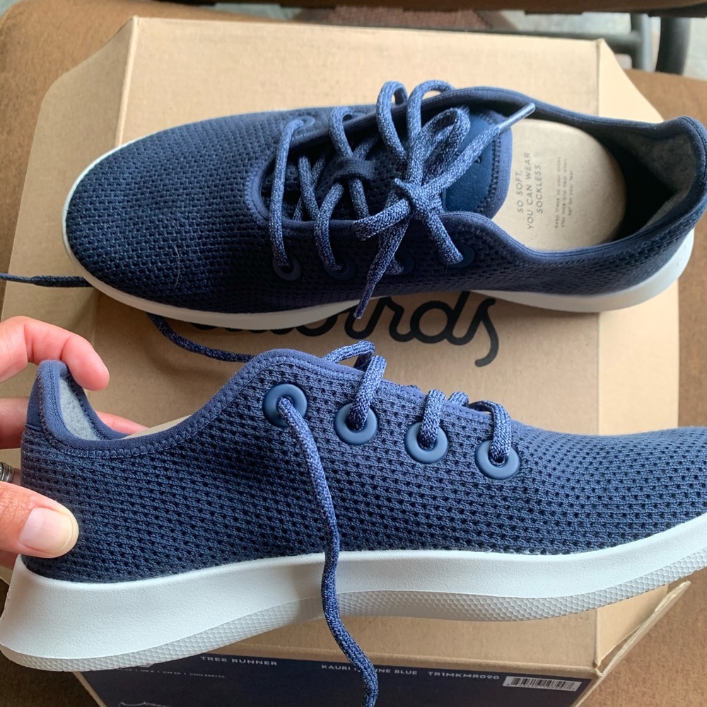 Men’s Allbirds Tree Runner- Size 9